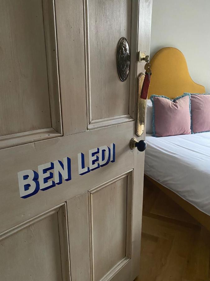 Bed and Breakfast Ben A'An House Календер Экстерьер фото